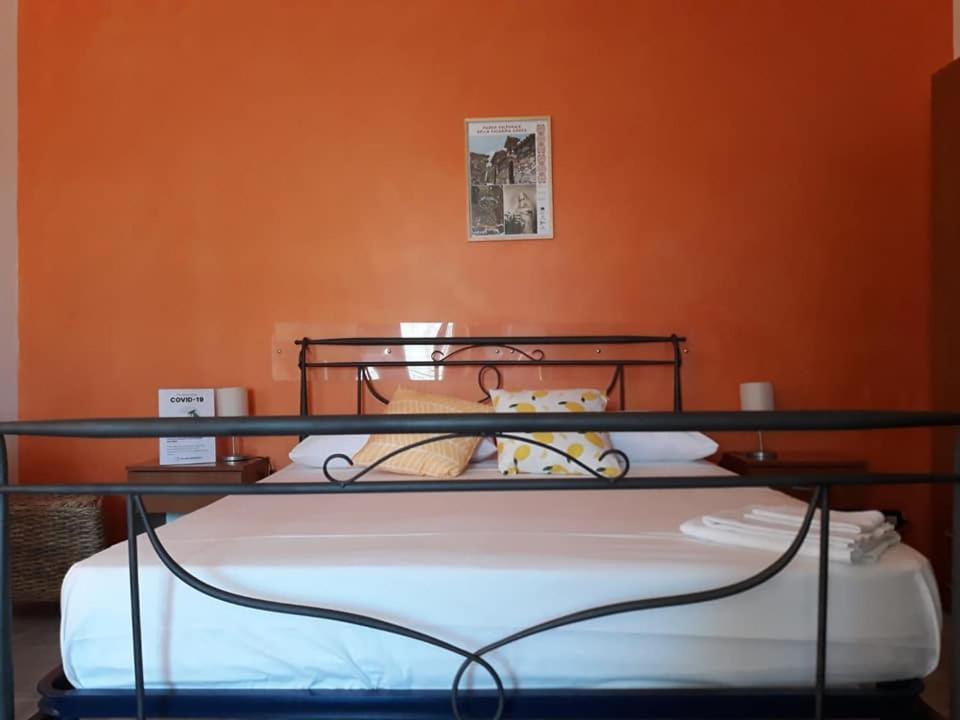 B&B Nereidi เมลิโต ดิ ปอร์โตซัลโว ภายนอก รูปภาพ